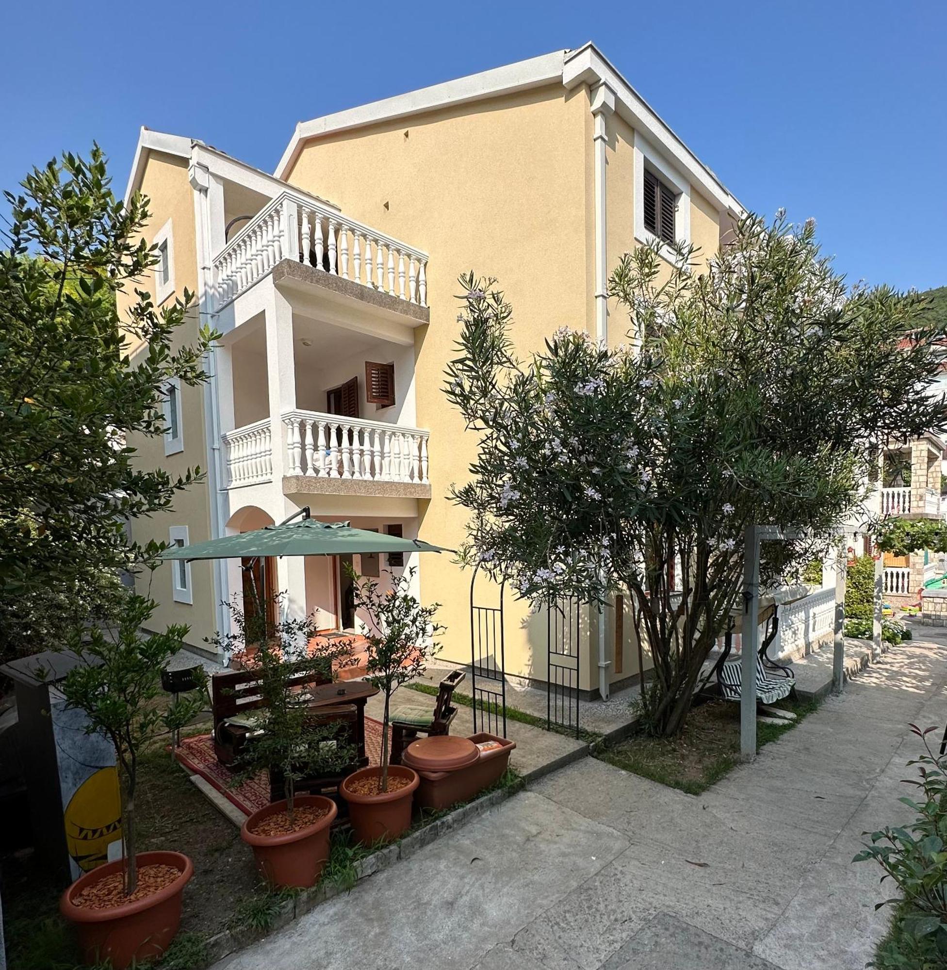 Villa Dionis 부드바 외부 사진