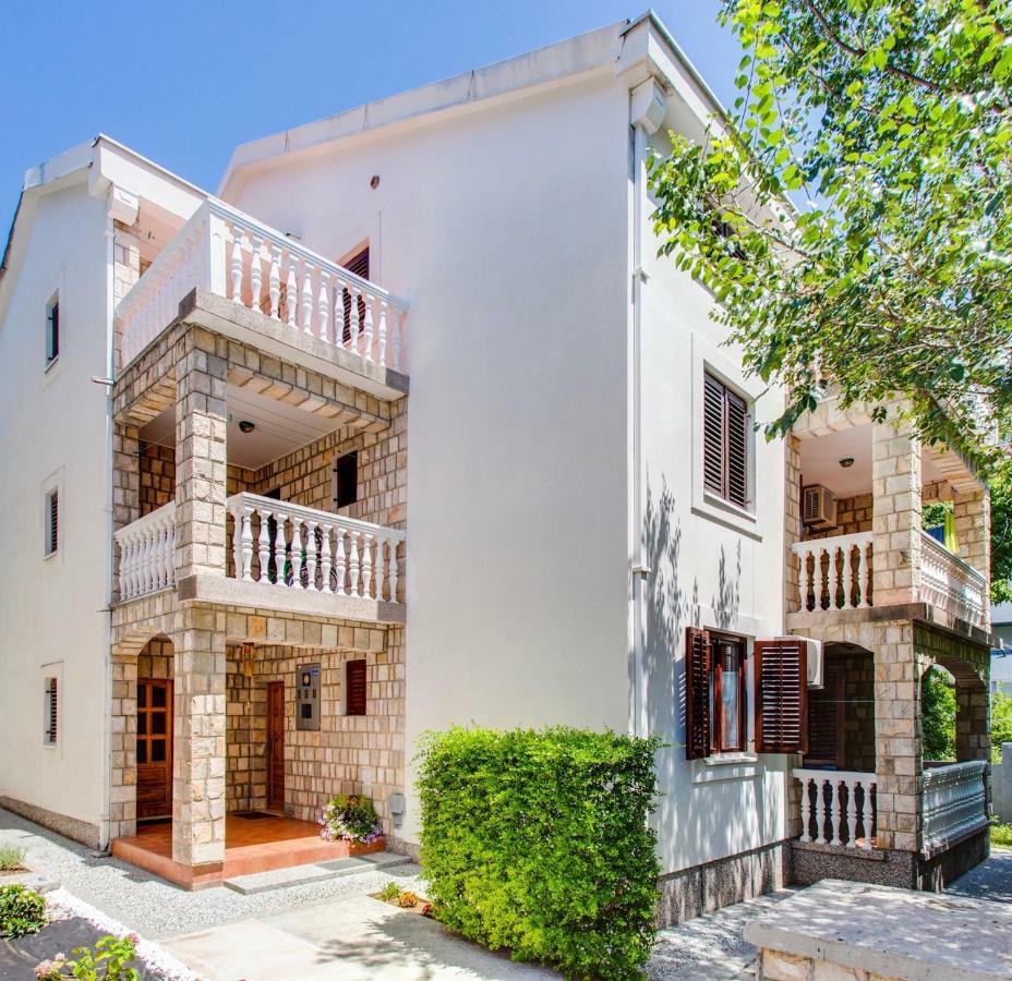Villa Dionis 부드바 외부 사진