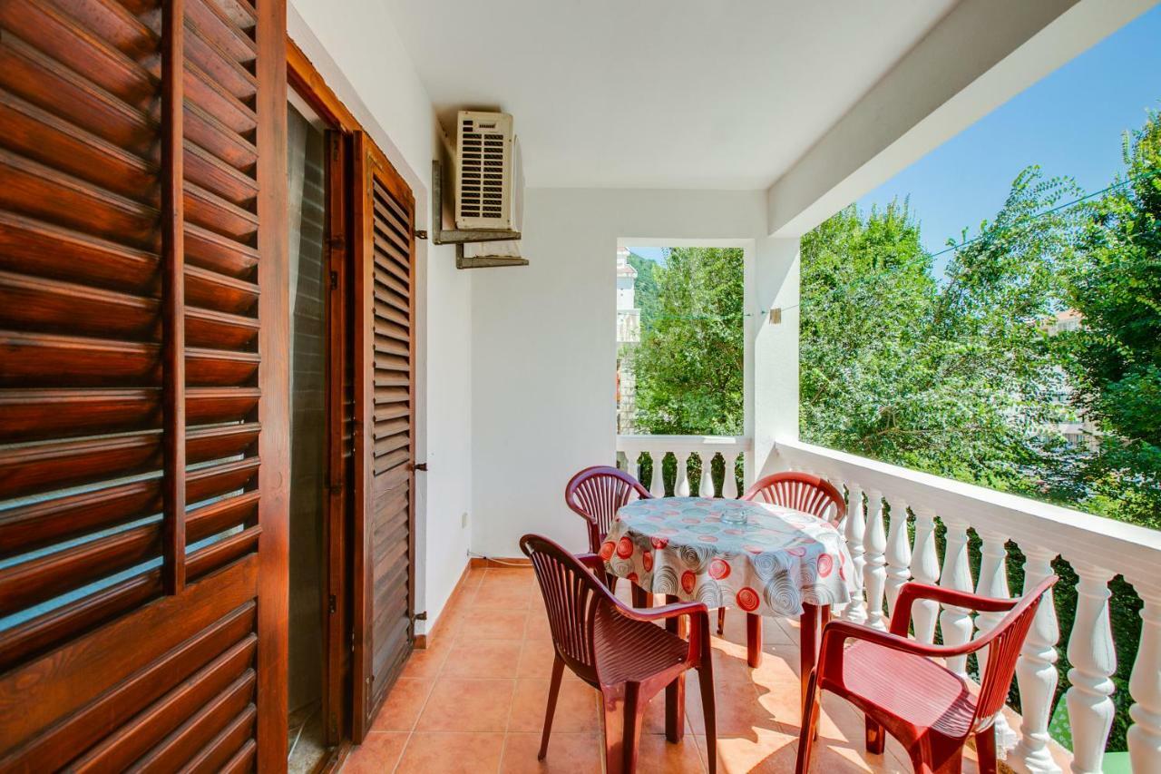 Villa Dionis 부드바 외부 사진